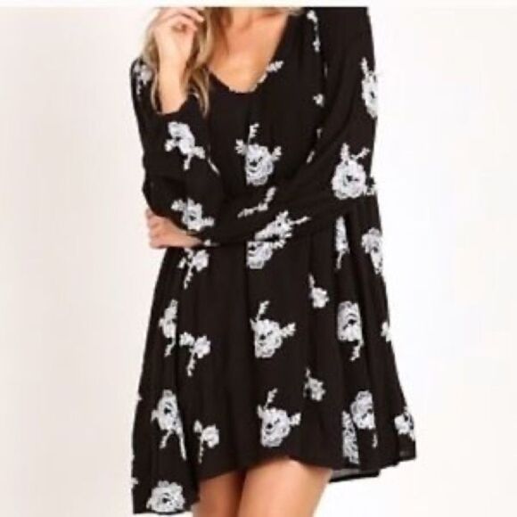 Altar'd State Floral Embroidered Bell Sleeves Dress - Picture 1 of 10
